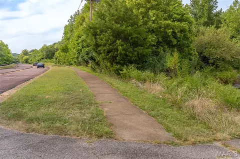 1110 Kiefer Creek Rd, Ballwin, MO 63021 photo 36