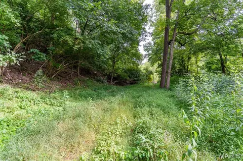 1110 Kiefer Creek Rd, Ballwin, MO 63021 photo 31
