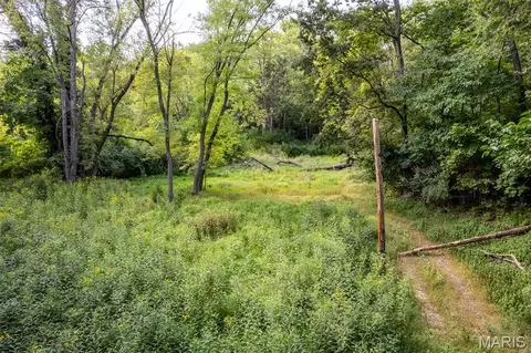 1110 Kiefer Creek Rd, Ballwin, MO 63021 photo 16