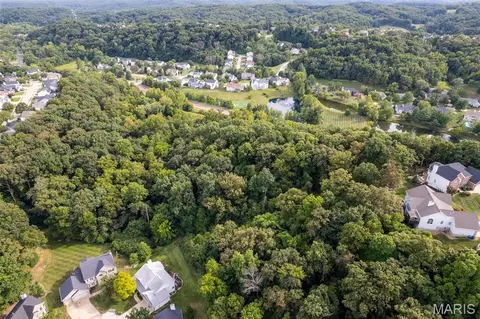 1110 Kiefer Creek Rd, Ballwin, MO 63021 photo 10