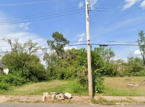 3937 Lee Ave, Saint Louis, MO 63107