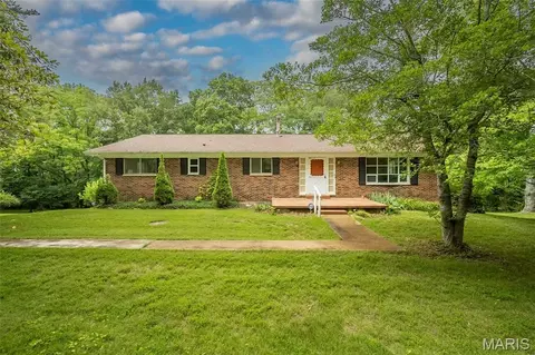 3037 Upper Moss Hollow Rd, Barnhart, MO 63012