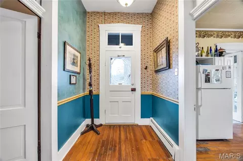 Entry Way - 409 Schiller St, Hermann, MO 65041 photo 4 of 4