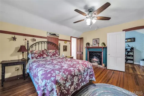 Bedroom - 409 Schiller St, Hermann, MO 65041 photo 7 of 7