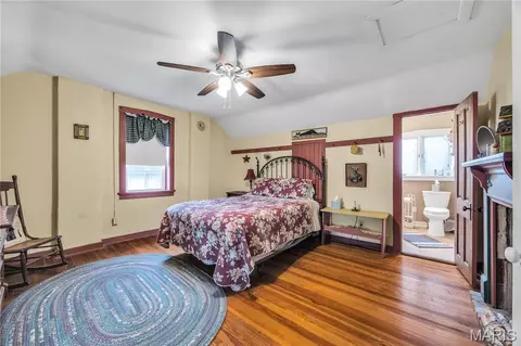 Bedroom - 409 Schiller St, Hermann, MO 65041 photo 6 of 7