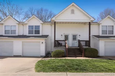 508 Pacific Estates Dr, Pacific, MO 63069