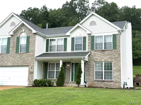 4943 Country Club Dr, High Ridge, MO 63049