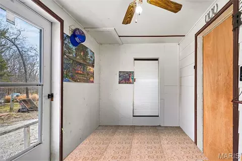 Entry Way - 64 Mocking Bird Ln, Hawk Point, MO 63349 photo 1 of 2