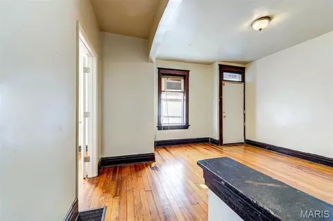 507 Eiler St, Saint Louis, MO 63111 photo 4