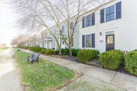 3233 S Civic Green Way, Saint Charles, MO 63301