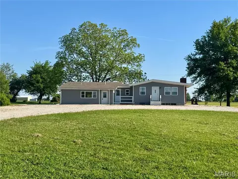 405 E Main St, Lewistown, MO 63452