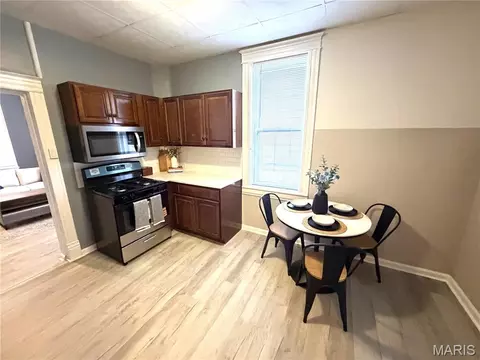 Kitchen - 725 Lee, Belleville, IL 62221 photo 1 of 3