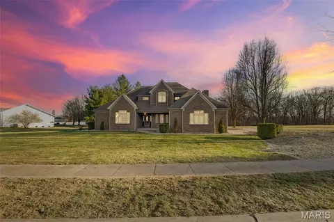 339 Sandpiper Ln, Grafton, IL 62037