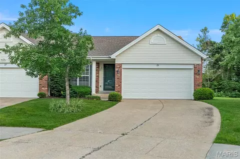 29 Salsibury Ct, Lake Saint Louis, MO 63367