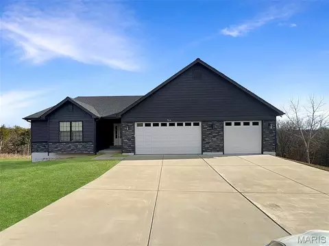 764 Red Clover Dr, Cedar Hill, MO 63016
