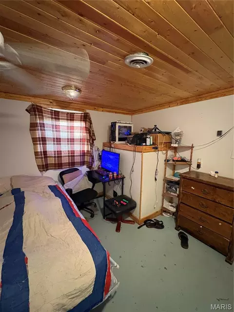 Bedroom - 29623 State Highway C, Potosi, MO 63664 photo 8 of 8