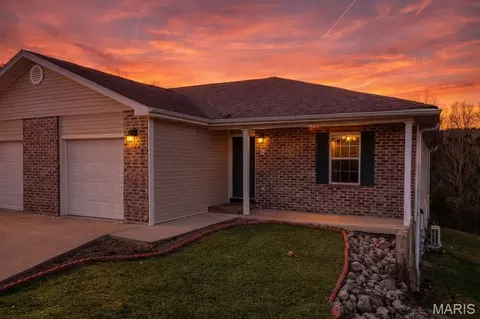 20955 Homer St #B, Saint Robert, MO 65584