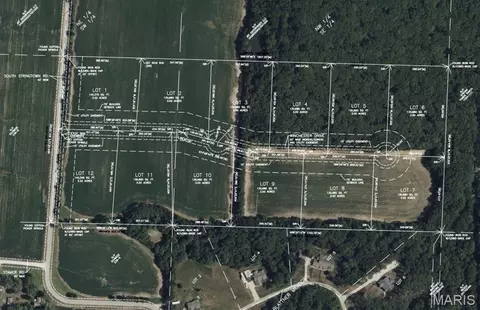 11301 Windsor Pl, Wright City, MO 63390