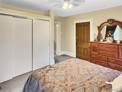 Bedroom - 405 Cedar St, Washington, MO 63090 photo 7 of 11