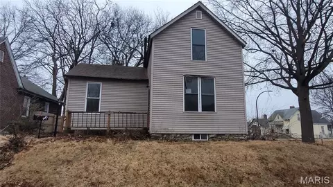 3726 Osceola St, Saint Louis, MO 63116