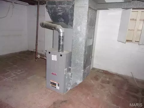Other - 9920 Diamond Dr, Saint Louis, MO 63137 photo 5 of 6
