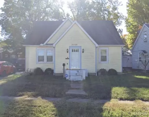 3019 Forest Dr, Alton, IL 62002
