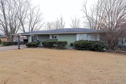 Exterior - 5049 State Highway 72, Jackson, MO 63755 photo 2 of 26