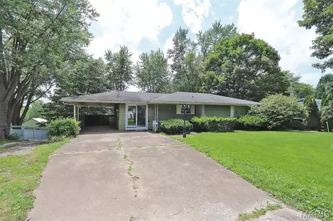 5049 State Highway 72, Jackson, MO 63755