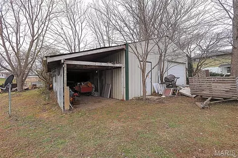 Exterior - 5049 State Highway 72, Jackson, MO 63755 photo 11 of 26