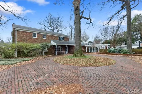 Exterior - 1111 White Oak Pl, Kennett, MO 63857 photo 8 of 10