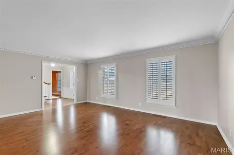 Living - 1111 White Oak Pl, Kennett, MO 63857 photo 3 of 5