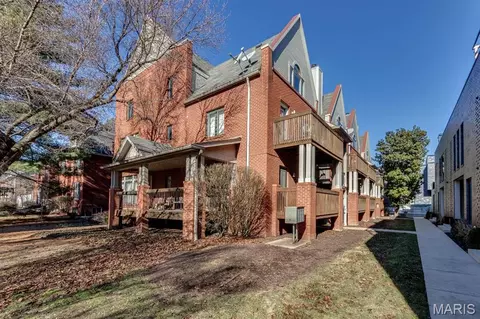 4111 W Pine Blvd #11, Saint Louis, MO 63108