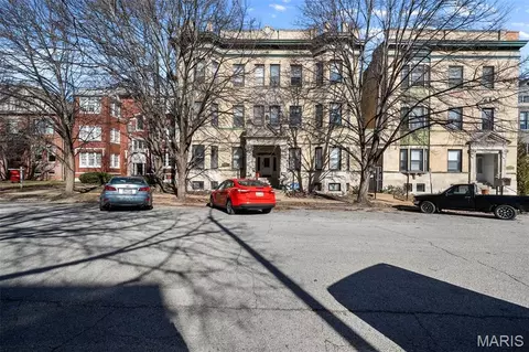 4309 Maryland Ave #4B, Saint Louis, MO 63108