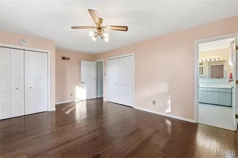 Bedroom - 426 Darst Rd, Ferguson, MO 63135 photo 2 of 3