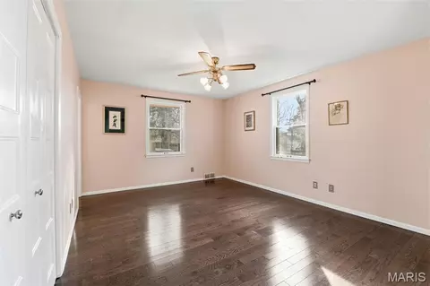 Bedroom - 426 Darst Rd, Ferguson, MO 63135 photo 1 of 3
