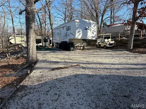 1037 Tanglewood Trl, Perryville, MO 63775