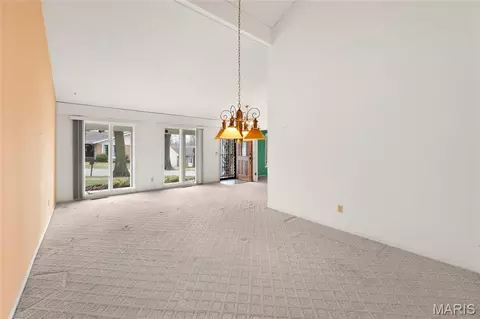 Living - 747 La Feil Dr, Manchester, MO 63021 photo 2 of 9