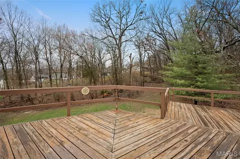 Exterior - 747 La Feil Dr, Manchester, MO 63021 photo 11 of 13