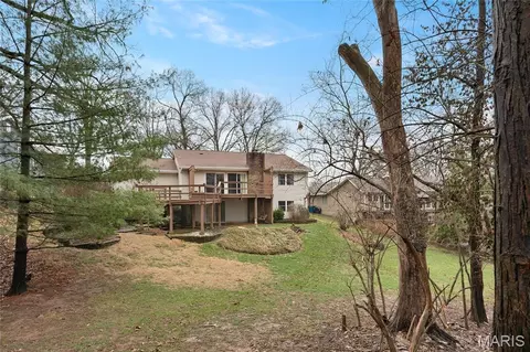 Exterior - 747 La Feil Dr, Manchester, MO 63021 photo 4 of 13