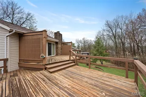 Exterior - 747 La Feil Dr, Manchester, MO 63021 photo 9 of 13