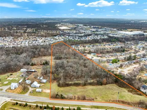 5942 Hawkins Fuchs Rd, Saint Louis, MO 63129