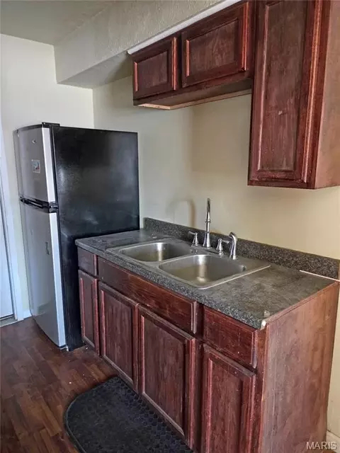 Kitchen - 409 E Mound St, Sparta, IL 62286 photo 3 of 3