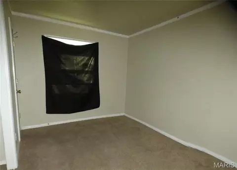 Bedroom - 409 E Mound St, Sparta, IL 62286 photo 3 of 5
