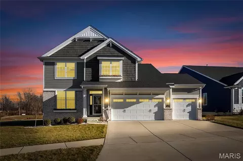 145 Royal Inverness Pkwy, Dardenne Prairie, MO 63368