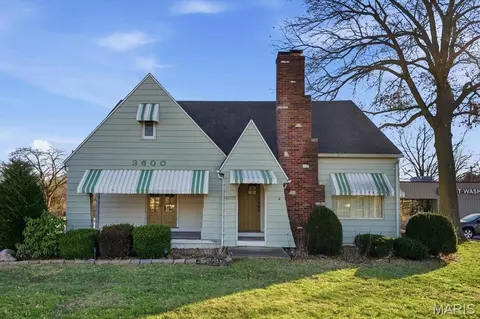 3600 N Belt W, Belleville, IL 62226