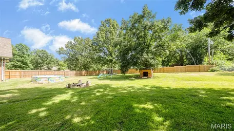 Exterior - 12192 Oak Hill Dr, Rolla, MO 65401 photo 4 of 12