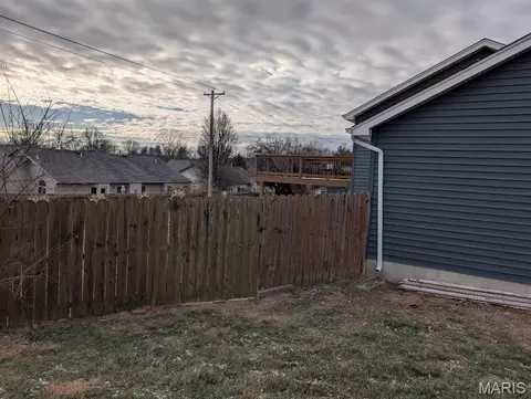 Exterior - 516 Sunward Dr, O'fallon, MO 63368 photo 11 of 11
