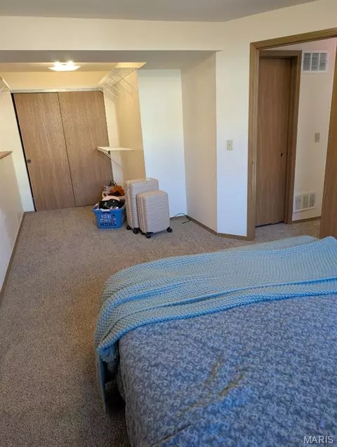 Bedroom - 516 Sunward Dr, O'fallon, MO 63368 photo 1 of 5