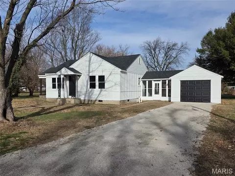 312 Hardin St, Sikeston, MO 63801
