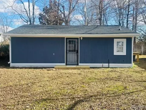 234 S Riverview, Poplar Bluff, MO 63901